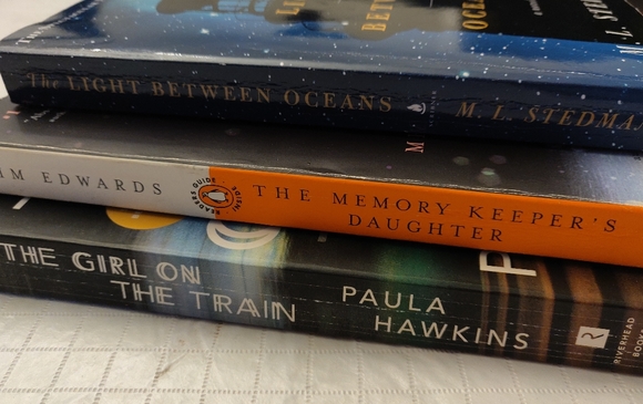 ‼️ NYT Bestseller Book Bundle - Picture 2 of 2